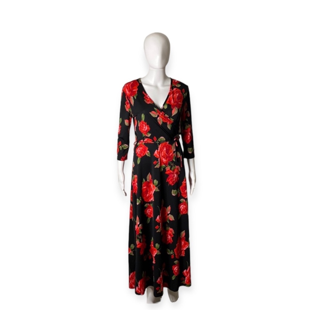 Love Chesley Black Floral Maxi Dress Size M